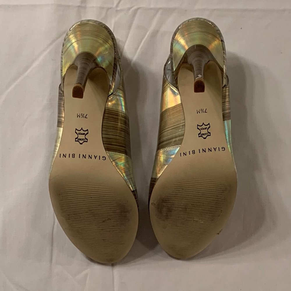 Gianni Bini - Silver Gray high heels shoes. Open toe and sling back. S7.5 - Picture 10 of 10